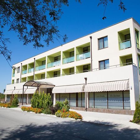 Hotel-Clinic Dr. Gechevi Pavel Banya Eksteriør billede